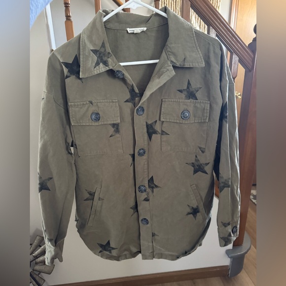 Star Patterned Button-Up Top Jacket